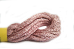 Needlepoint Inc Silk - 753 Crimson Tide Range