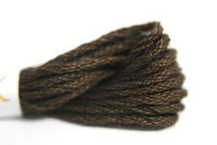 Needlepoint Inc Silk - 915 Maple Brown Range