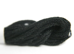 Needlepoint Inc Silk - 993 Black & White Range