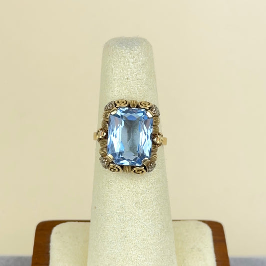 Vintage Retro Lab Aquamarine and 14k Gold Ring