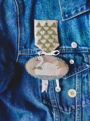 Stacy Nash Designs Swans A Swimming Badge Cross Stitch Pattern