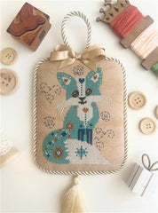 Twin Peaks Primitives Quirky Critters 2024 Sampler Cross Stitch Pattern