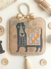 Twin Peaks Primitives Quirky Critters 2024 Sampler Cross Stitch Pattern