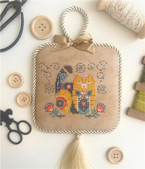 Twin Peaks Primitives Quirky Critters 2024 Sampler Cross Stitch Pattern