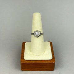Vintage Art Deco 18k White Gold and Diamond Pyramid Ring
