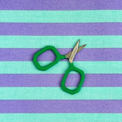 Kelmscott Designs Little Gems Embroidery Scissors - Green