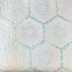 Vintage 1930s-40s Grandmother's Flower Garden Scalloped Edge Patchwork Quilt