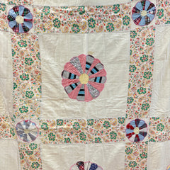 Vintage 1930s-40s Paisley Dresden Plate Patchwork Quilt