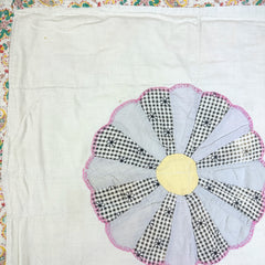 Vintage 1930s-40s Paisley Dresden Plate Patchwork Quilt