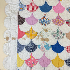 Vintage 1930s-40s Scalloped Patchwork Quilt