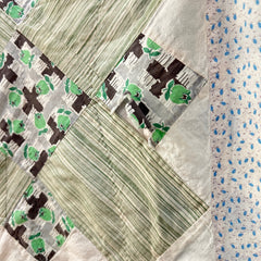 Vintage 1940s X Pattern Patchwork Quilt