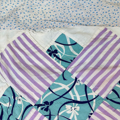 Vintage 1940s X Pattern Patchwork Quilt