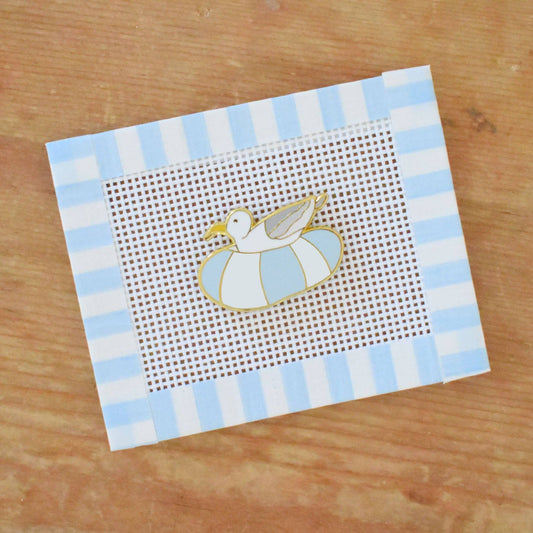 Sara Fitz Floating Gull Needle Minder