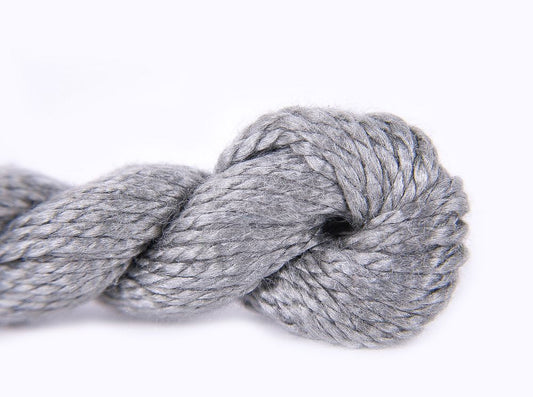 Vineyard Silk Classic - 106 Steel Gray