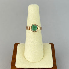 Antique Early Victorian Emerald Ring in 9k Gold