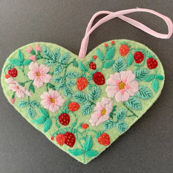 Cloud Craft Felt Strawberry Heart Embroidery Kit