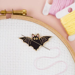 Caterpillar Cross Stitch Bat Magnetic Needle Minder