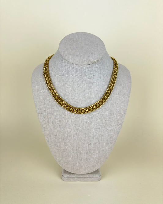 Vintage 18k Gold Mesh Necklace with Floral Detail