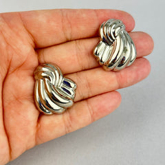 Vintage Sterling Silver Knot Post Earring