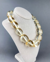 Vintage Chunky Oblong Graduated Lucite Bead Necklace