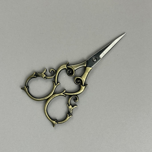 CoraCreaCrafts Thorn Scissors