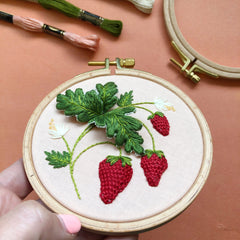 M Creative J 3D Stumpwork Strawberries Embroidery Kit