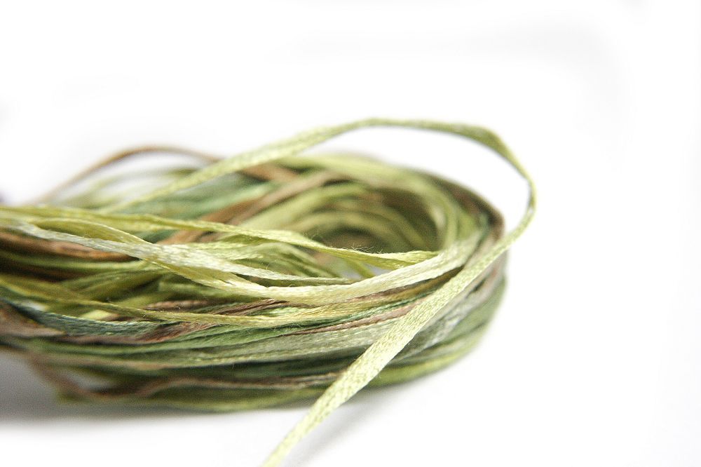 Silk Road Straw Silk - 0440 Herb Garden