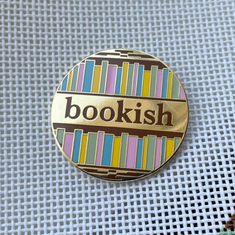 Saturnalia Stitching Bookish Needle Minder