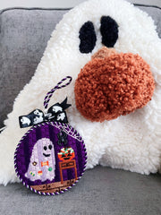 Selecting Decorative Stitches Class with Saturnalia Stitching
