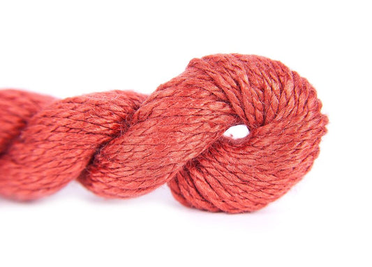 Vineyard Silk Classic - 167 Nantucket Red