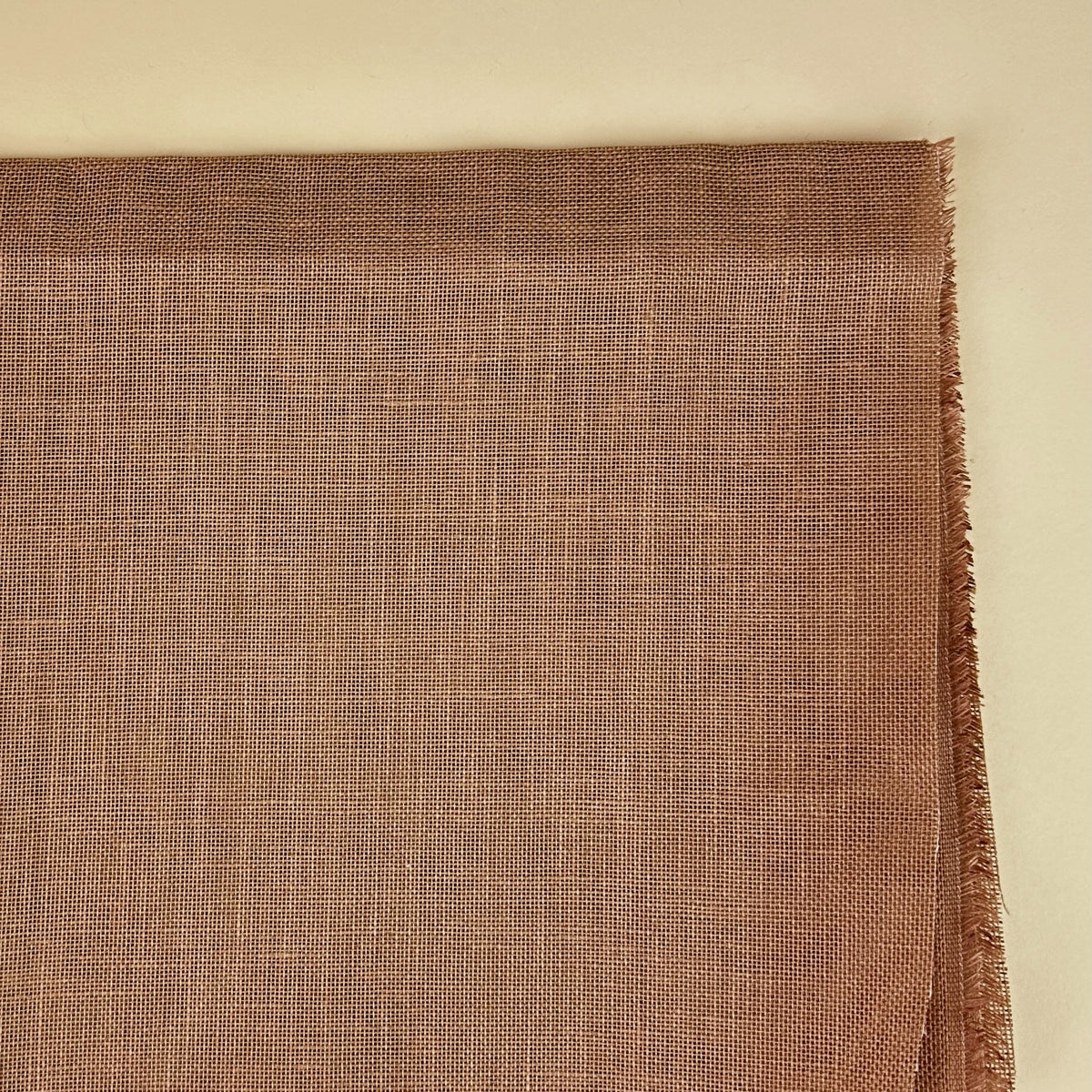 Wichelt Milk Chocolate Linen - 28 ct