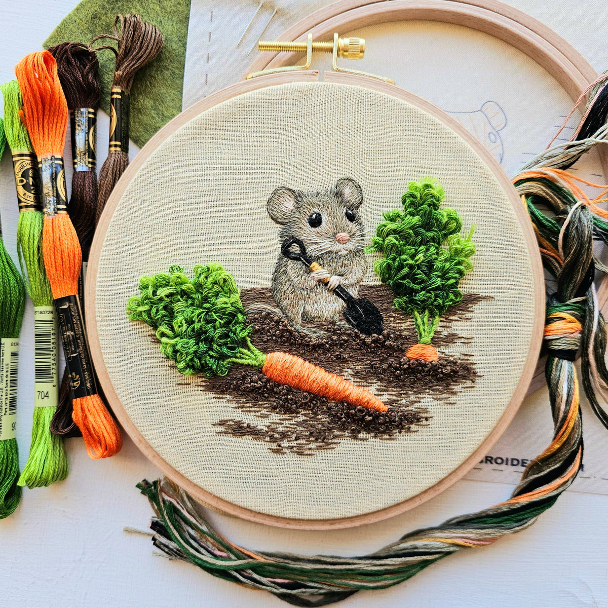 Jessica Long Embroidery Garden Mouse Embroidery Kit