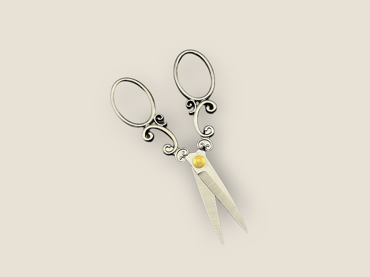CoraCreaCrafts Arabesque Scissors