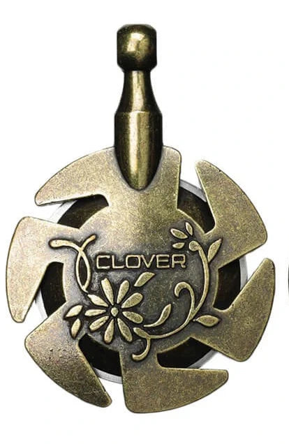 Clover Thread Cutter Pendant - Antique Brass