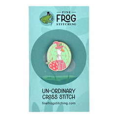 Fine Frog Stitching Strawberry Goose Needle Minder