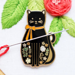 Flamingo Toes Black Cat Needle Minder