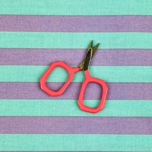 Kelmscott Designs Little Gems Embroidery Scissors - Fuschia