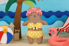 Kiriki Press Flamingo Cat Felt Doll Embroidery Craft Kit