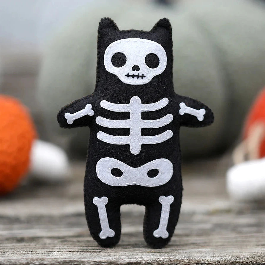 Kiriki Press Skeleton Cat Felt Doll Embroidery Craft Kit