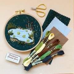 M Creative J 3D Lily Pad Pond Embroidery Kit