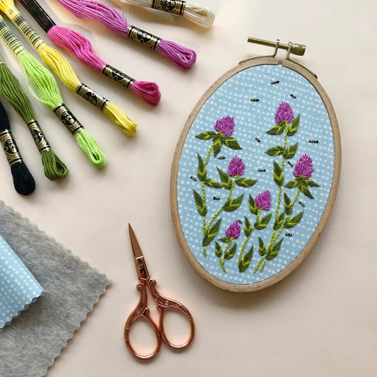 M Creative J Bees Among Clover Embroidery Kit