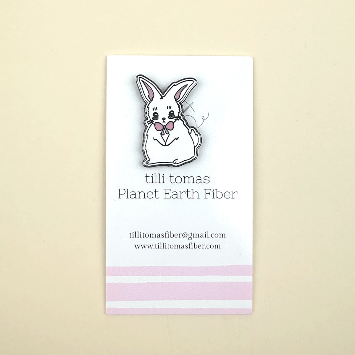 Planet Earth Bunny Needle Minder