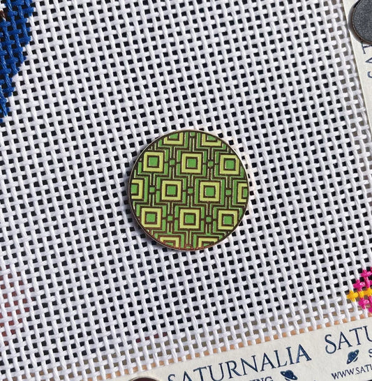 Saturnalia Stitching Emerald Art Needle Minder