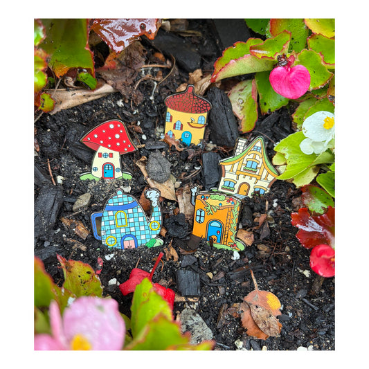 Saturnalia Stitching Nine Lives Needlepoint Fairy Woods Needle Minder Set