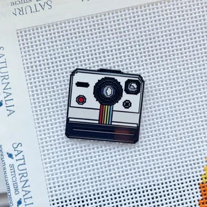 Saturnalia Stitching Polaroid Needle Minder