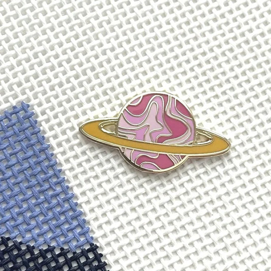 Saturnalia Stitching Saturnalia Logo Needle Minder