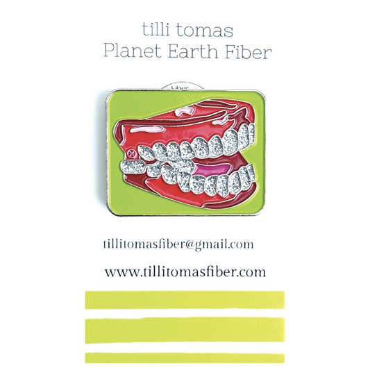 Tilli Tomas Planet Earth Chomp Teeth Needle Minder
