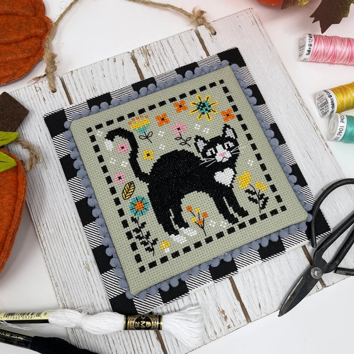 Tiny Modernist The Cat Came Back Cross Stitch Pattern