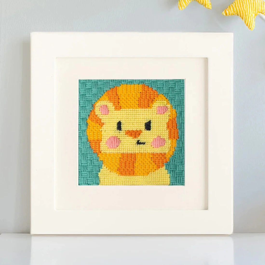 Unwind Studio Leonardo The Lion Needlepoint Kit