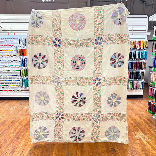 Vintage 1930s-40s Paisley Dresden Plate Patchwork Quilt